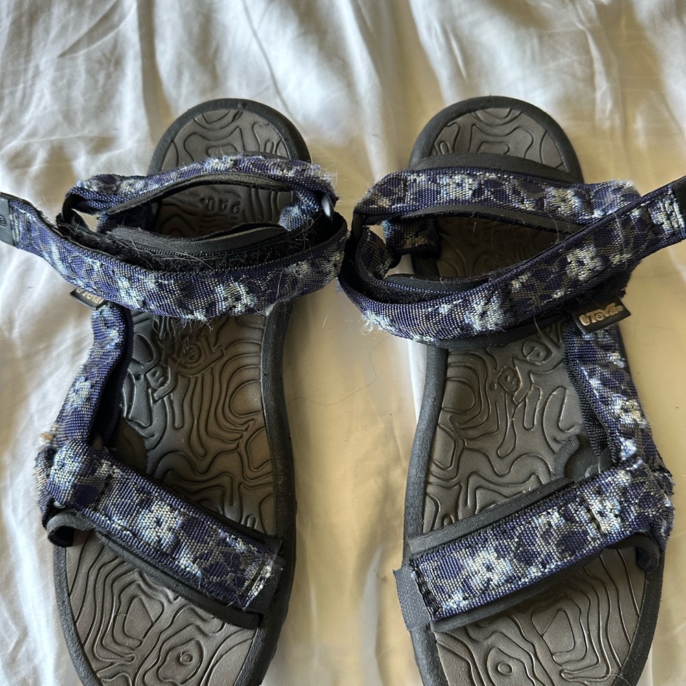 Teva Blue Floral Sandals